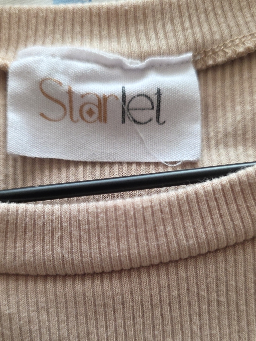 Starlet Ribbed Side Ruched Short Sleeve Top - Picture 4 of 4